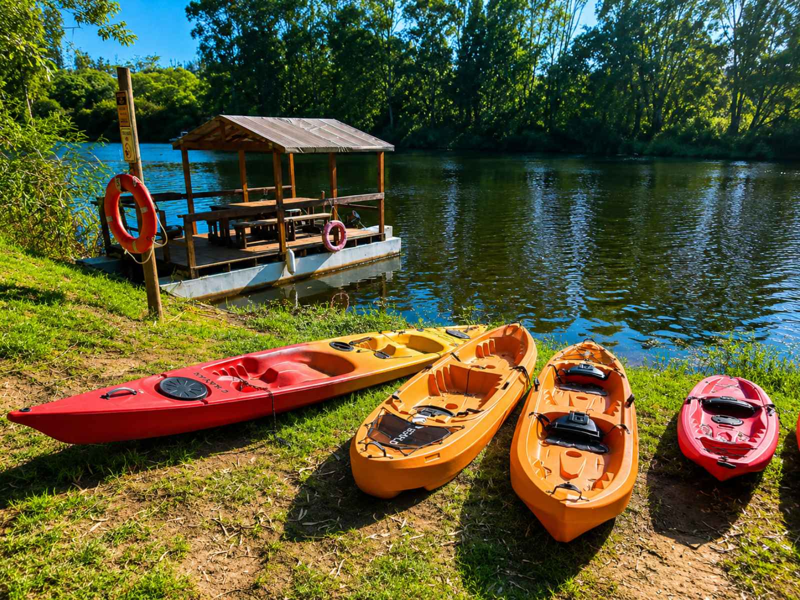 Falcon River Reserve - kayaks on the Breede